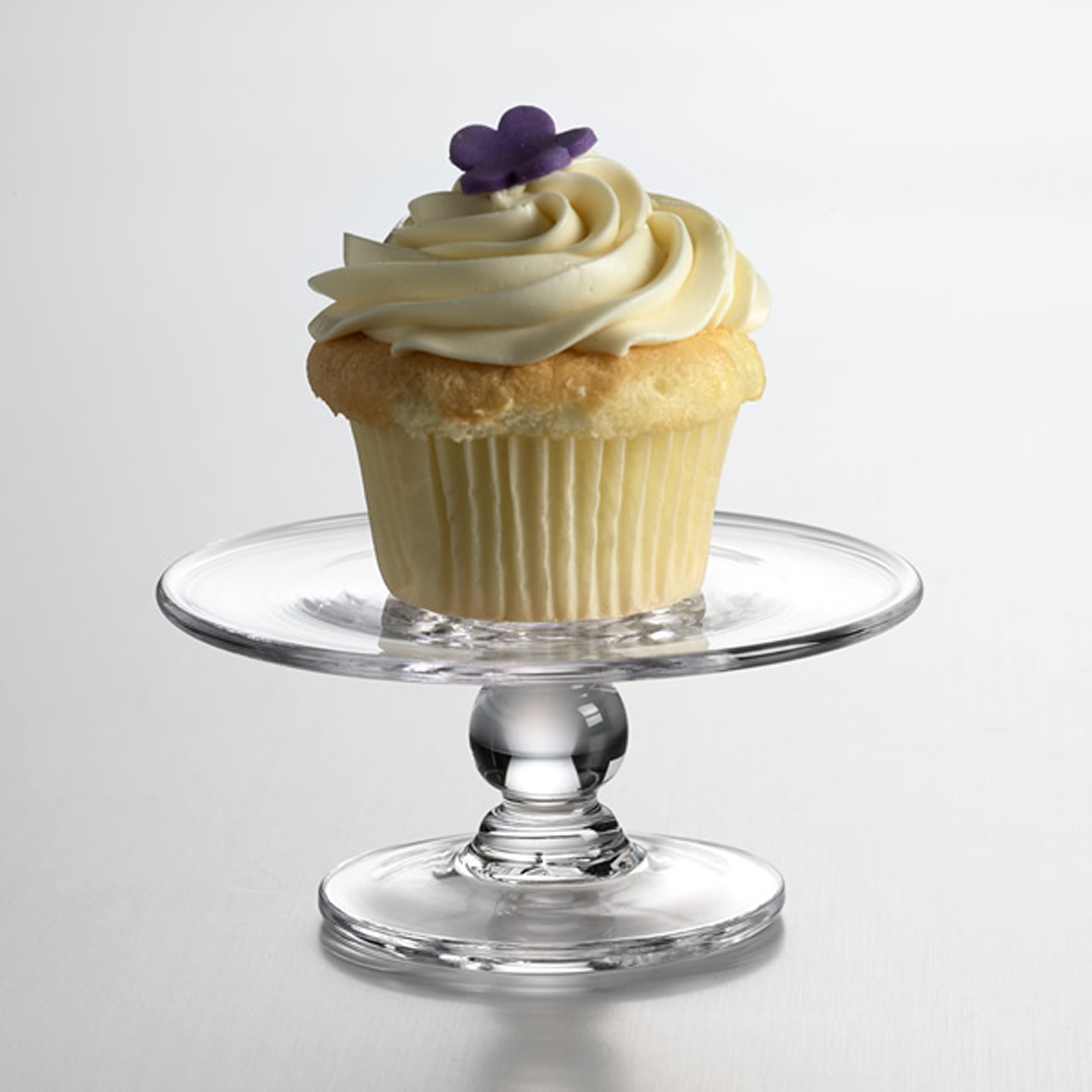 Cupcake Plate. PORCELAIN CUPCAKE/MINI TREAT PEDESTAL STANDS SET OF 4.