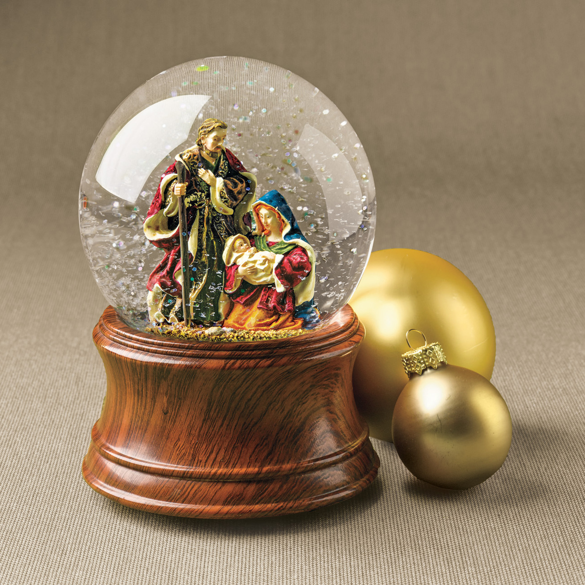 Nativity Snow Globe Gump's