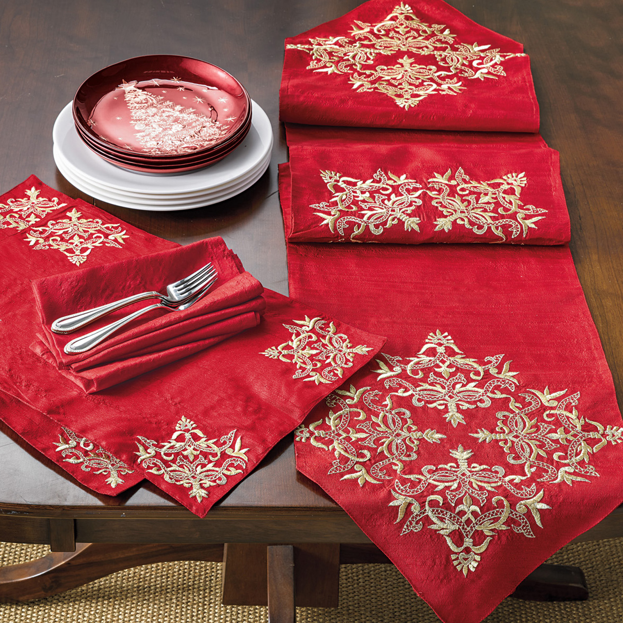 St. Lucia Table Linens Gump's