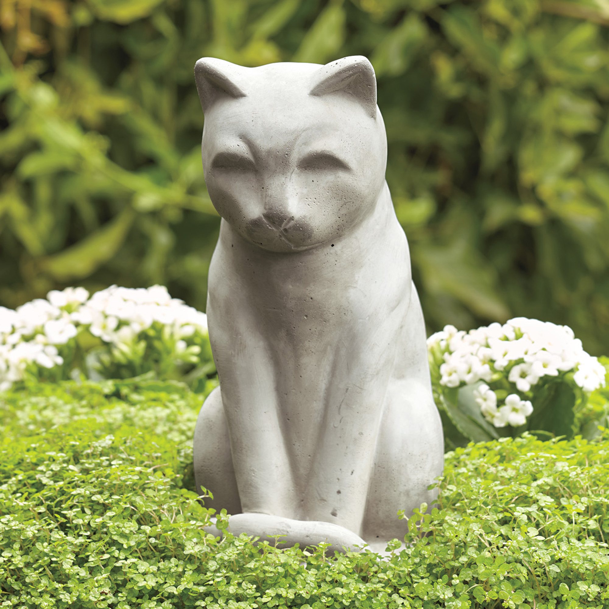 realistic cat sculpture