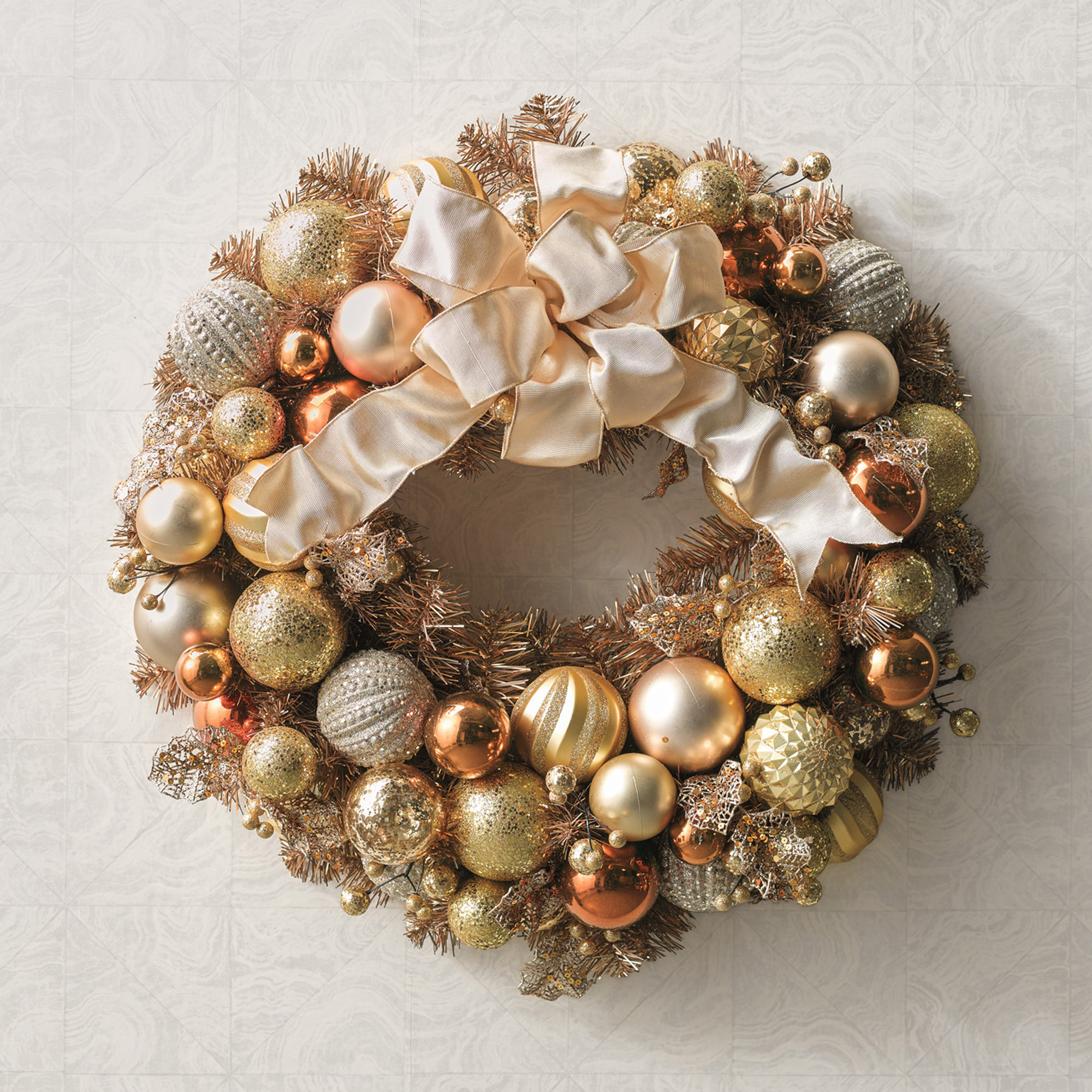 Royal Celebration Wreath | Gump's